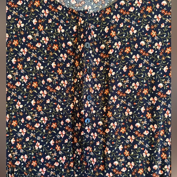 Old Navy Floral Dress - Picture 3 of 6